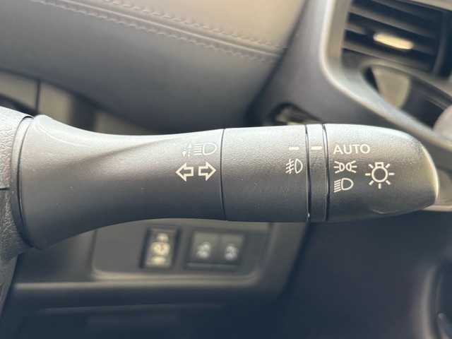 日産 セレナ ハイウェイスター V 埼玉県 2020(令2)年 5.4万km ダークメタルグレー エマージェンシーブレーキ/純正10インチナビ/　　CD/DVD/フルセグ/USB/アラウンドビューモニター/バックカメラ/両側パワースライドドア/レーダークルーズコントロール/LEDヘッドライト/シートヒーター/純正16インチアルミホイール/ステアリングヒーター/プッシュスタート/アイドリングストップ/ビルトインETC