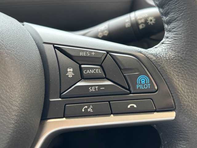 日産 セレナ ハイウェイスター V 埼玉県 2020(令2)年 5.4万km ダークメタルグレー エマージェンシーブレーキ/純正10インチナビ/　　CD/DVD/フルセグ/USB/アラウンドビューモニター/バックカメラ/両側パワースライドドア/レーダークルーズコントロール/LEDヘッドライト/シートヒーター/純正16インチアルミホイール/ステアリングヒーター/プッシュスタート/アイドリングストップ/ビルトインETC