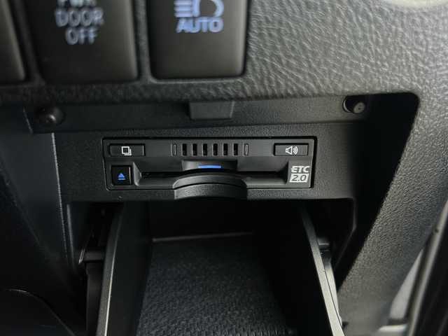 トヨタ アルファード S Cパッケージ 宮城県 2021(令3)年 4万km ブラック サンルーフ/純正メーカーOPナビ/フルセグTV/純正メーカーOPフリップダウン/JBLサウンドシステム/パノラミックビューモニター/デジタルインナーミラー/ブラインドスポットモニター/TOYOTAセーフティセンス/レザーシート/両側パワースライドドア/３眼LEDヘッドライト/レザーシート/ドライブレコーダー/クリアランスソナー