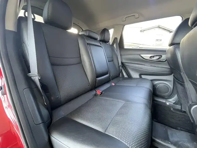 日産 エクストレイル 20X ブラック エクストリーマーX 岐阜県 2015(平27)年 7.3万km バーニングレッド (株)IDOMが運営する【じしゃロン多治見店】の自社ローン専用車両になります。こちらは現金またはオートローンご利用時の価格です。自社ローンご希望の方は別途その旨お申付け下さい。/4WD/純正ナビ/　（DVD/フルセグ/Bluetooth）/アラウンドビューモニター/後側方車両検知/クルーズコントロール/ステアリングリモコン/ETC/ヒーテッドミラー/前席シートヒーター/前後コーナーセンサー/LEDヘッドライト/オートライト/フォグランプ/横滑り防止装置/純正アルミ