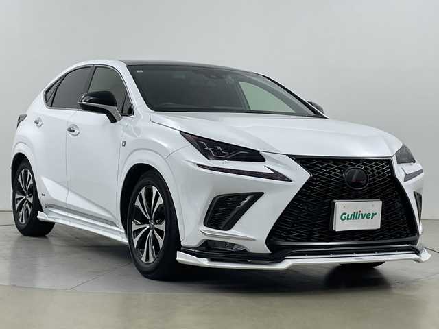 レクサス ＮＸ 300 Fスポーツ 道央・札幌 2018(平30)年 2.6万km ホワイトノーヴァガラスフレーク ・４WD/ARTISANエアロ/・CUSCO車高調/タワーバー/・パノラマムーンルーフ/・レクサスセーフティーシステム/・純正12.3インチディスプレイ/・DVD.CD.SD.Bluetooth/・フルセグ/バックカメラ /・レザーシート/パワーシート/・シートヒーター/ステアリングヒーター/・パワーバックドア /・LEDライト/オートハイビーム/・ドライブレコーダー/・ビルトインETC/・クリアランスソナー/・スマートキーx2+カードキー