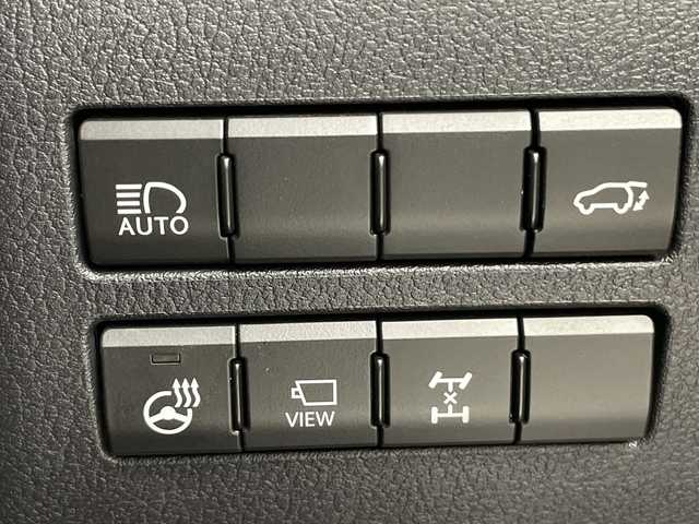 レクサス ＮＸ 300 Fスポーツ 道央・札幌 2018(平30)年 2.6万km ホワイトノーヴァガラスフレーク ・４WD/ARTISANエアロ/・CUSCO車高調/タワーバー/・パノラマムーンルーフ/・レクサスセーフティーシステム/・純正12.3インチディスプレイ/・DVD.CD.SD.Bluetooth/・フルセグ/バックカメラ /・レザーシート/パワーシート/・シートヒーター/ステアリングヒーター/・パワーバックドア /・LEDライト/オートハイビーム/・ドライブレコーダー/・ビルトインETC/・クリアランスソナー/・スマートキーx2+カードキー