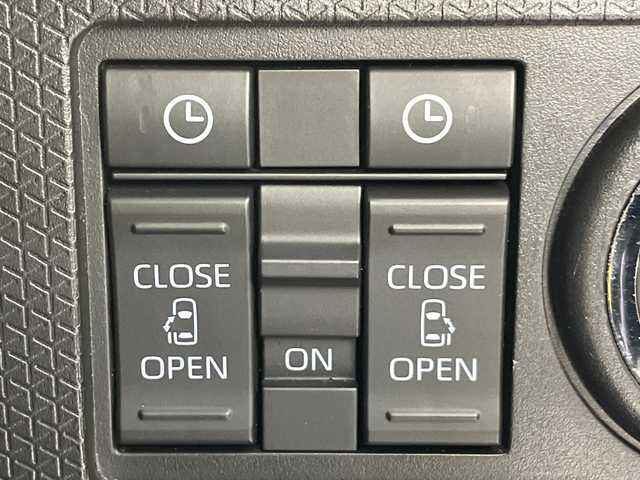 ダイハツ タント カスタム RS スタイルセレクション 愛知県 2022(令4)年 1.9万km パールブラック ハーフレザーシート/前席シートヒーター/カロッツェリアメモリナビ・フルセグTV/　SD/Bluetooth/パノラマビューモニター/スマートアシスト/・衝突回避支援ブレーキ機能/・車線逸脱警報機能/・ブレーキ制御付誤発進抑制機能/・先行車発進お知らせ機能/・アダプティブクルーズコントロール/・アダプティブドライビングビーム/・衝突警報機能/・ふらつき警報/・サイドビューランプ/・路側逸脱警報/・標識認識機能/純正１５インチアルミホイール/LEDヘッドライト/プッシュスタート/ETC/保証書/取扱説明書