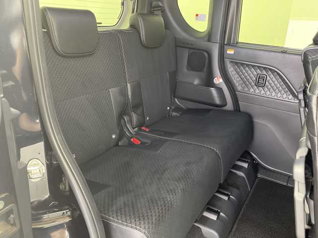 ダイハツ タント カスタム RS スタイルセレクション 愛知県 2022(令4)年 1.9万km パールブラック ハーフレザーシート/前席シートヒーター/カロッツェリアメモリナビ・フルセグTV/　SD/Bluetooth/パノラマビューモニター/スマートアシスト/・衝突回避支援ブレーキ機能/・車線逸脱警報機能/・ブレーキ制御付誤発進抑制機能/・先行車発進お知らせ機能/・アダプティブクルーズコントロール/・アダプティブドライビングビーム/・衝突警報機能/・ふらつき警報/・サイドビューランプ/・路側逸脱警報/・標識認識機能/純正１５インチアルミホイール/LEDヘッドライト/プッシュスタート/ETC/保証書/取扱説明書