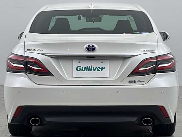 トヨタ クラウン ハイブリッド G－エグゼクティブ Four 道央・札幌 2020(令2)年 4.6万km ホワイトパールクリスタルシャイン ・4WD/・純正マルチディスプレイオーディオナビ/&BT&CD&DVD&Miracast&フルセグTV/・パノラミックビューモニター/・トヨタセーフティセンス/・レーダークルーズコントロール/・ヘッドアップディスプレイ/・パーキングアシスト/・ブラインドスポットモニター/・デジタルインナーミラー/・運転席メモリ付パワーシート/・前席パワーシート/・前席シートヒーター/・前席シートベンチレーション/・ステアリングヒーター/・プッシュスタート/・LEDヘッドライト/・オートライト/・オートマチックハイビーム/・スマートキー/・スペアキー/・保証書/・取扱説明書