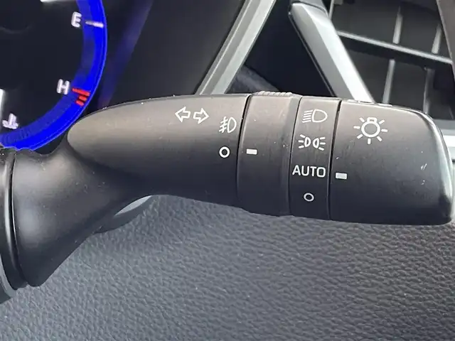 トヨタ カローラ スポーツ ハイブリッドG Z 兵庫県 2020(令2)年 4.9万km グレーメタリック メーカーOP9インチディスプレイオーディオ/レーダークルーズコントロール/バックカメラ/パーキングサポートブレーキ/トヨタセーフティセンス/前席シートヒーター/ビルトインETC/LEDヘッドライト/ヘッドライトレベライザ/純正フロアマット/純正アルミホイール/オートマチックハイビーム/オートホールド/電子パーキング/スイッチスタート/フルセグTV