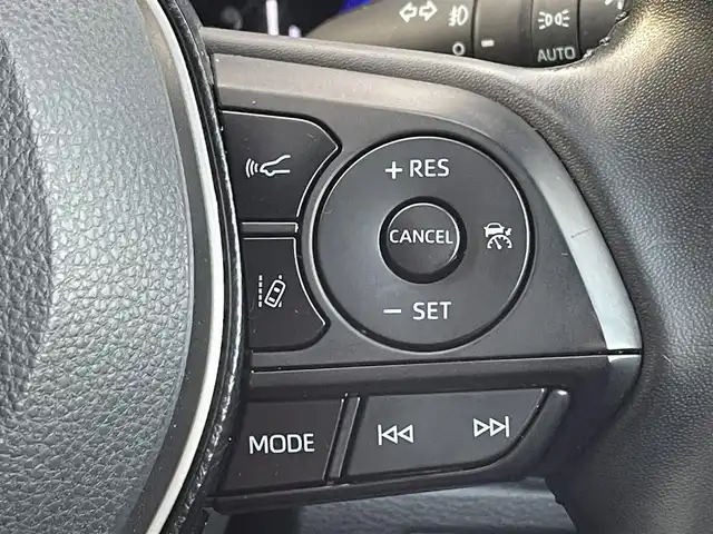 トヨタ カローラ スポーツ ハイブリッドG Z 兵庫県 2020(令2)年 4.9万km グレーメタリック メーカーOP9インチディスプレイオーディオ/レーダークルーズコントロール/バックカメラ/パーキングサポートブレーキ/トヨタセーフティセンス/前席シートヒーター/ビルトインETC/LEDヘッドライト/ヘッドライトレベライザ/純正フロアマット/純正アルミホイール/オートマチックハイビーム/オートホールド/電子パーキング/スイッチスタート/フルセグTV