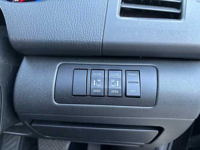 マツダ ＭＰＶ 23T 福岡県 2008(平20)年 14.3万km スパークリングブラックマイカ 純正ナビ/（AM/FM/CD/DVD/ワンセグTV）/後部座席1列目オッドマン/両側パワースライドドア/TCS/ビルドインETC/オートライト/フォグランプ/電格ミラー/スペアキー×１/保証書/取扱説明書