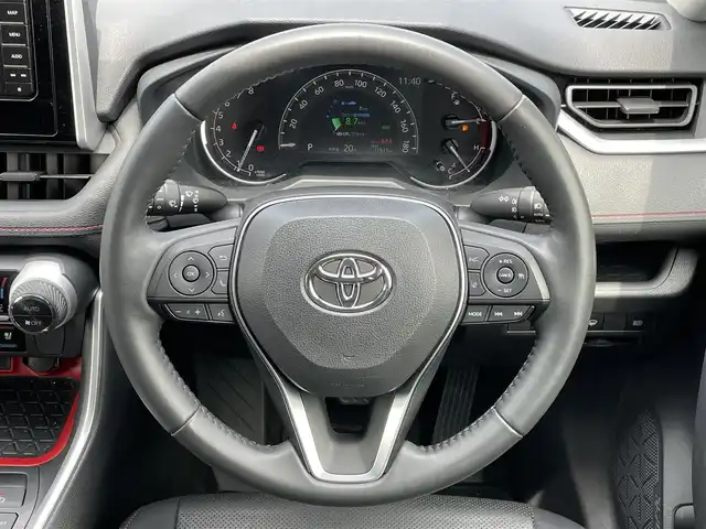 トヨタ ＲＡＶ４ アドベンチャー オフロードPKG 道央・札幌 2022(令4)年 1.8万km スーパーホワイトⅡ ４WD/寒冷地仕様/社外メモリーナビ/CD/DVD/BT/フルセグ/トヨタセーフティセンス/プリクラッシュセーフティ/横滑り防止装置/レーダークルーズコントロール/ダウンヒルアシストコントロール/レーンキープアシスト/コーナーセンサー/ブラインドスポットモニター/リアクロストラフィックアラート/パーキングサポートブレーキ/ロードサインアシスト/バックカメラ/DRIVEMODE切替/自動防眩ミラー/ワイパーデアイサー/D席パワーシート/D席メモリーシート/前席シートヒーター/前席エアシート/レザーシート/革巻きステアリング/ステアリングリモコン/ハンドルヒーター/電動パーキング/ブレーキホールド/MTモード付AT/プッシュスタート/スマートキー/LEDヘッドライト/オートライト/オートハイビーム/フォグランプ/電動格納ミラー/ウィンカーミラー/純正フロアマット/ドアバイザー/純正AW付冬タイヤ積込/225/60/R18/2018年/山7mm/TRDフロントバンパーガーニッシュ