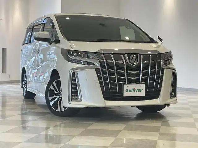 トヨタ アルファード S Cパッケージ 福井県 2020(令2)年 4.6万km ホワイトパールクリスタルシャイン 純正９インチナビ/(TV/CD/DVD/Bluetooth/AM/FM)/フリップダウンモニター/サンルーフ/バックカメラ/衝突被害軽減システム/車線逸脱警報/クルーズコントロール/レザーシート/両側パワースライドドア/横滑り防止装置/ETC/ドライブレコーダー/LEDヘッドライト/フォグランプ/オートライト/ウィンカーミラー/電動格納ミラー/純正18インチAW/シートヒーター/エアシート/シートリフター/ステアリングヒーター/プッシュスタート/スマートキー/フロアマット/ドアバイザー/スペアキー/取扱説明書/保証書