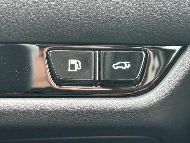 レクサス ＮＸ 350h バージョンL 茨城県 2023(令5)年 1.6万km パール 純正ＳＤナビ/（BT/AM/FM/CD/フルセグTV）　/クルーズコントロール　/ＥＴＣ２．０　/バックカメラ　/アラウンドビューモニター　/ブラインドスポットモニター　/電動リアゲート　/D席N席シートヒーター　/D席N席エアシート　/ステアリングヒーター/ドライブレコーダー前後/コーナーセンサー前後/パーキングアシスト/純正アルミホイール/純正フロアマット/置くだけ充電/スペアキー