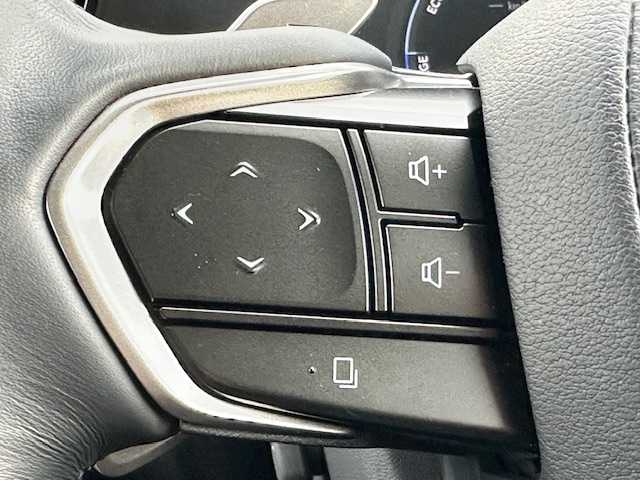 レクサス ＮＸ 350h バージョンL 茨城県 2023(令5)年 1.6万km パール 純正ＳＤナビ/（BT/AM/FM/CD/フルセグTV）　/クルーズコントロール　/ＥＴＣ２．０　/バックカメラ　/アラウンドビューモニター　/ブラインドスポットモニター　/電動リアゲート　/D席N席シートヒーター　/D席N席エアシート　/ステアリングヒーター/ドライブレコーダー前後/コーナーセンサー前後/パーキングアシスト/純正アルミホイール/純正フロアマット/置くだけ充電/スペアキー