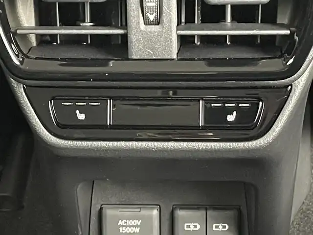 レクサス ＮＸ 350h バージョンL 埼玉県 2023(令5)年 1.6万km パール 黒革 /純正ナビ /DVD /360° /後席電動 /HUD /ETC /BSM /ベンチレーション /シートヒーター /ワイヤレス充電 /ステアリングヒーター /メモリー付パワーシート /ドライブレコーダー /電動リアゲート