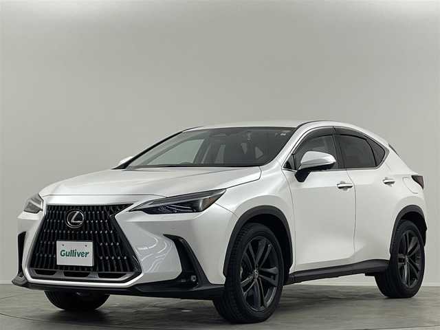 レクサス ＮＸ 350h バージョンL 埼玉県 2023(令5)年 1.6万km パール 黒革 /純正ナビ /DVD /360° /後席電動 /HUD /ETC /BSM /ベンチレーション /シートヒーター /ワイヤレス充電 /ステアリングヒーター /メモリー付パワーシート /ドライブレコーダー /電動リアゲート