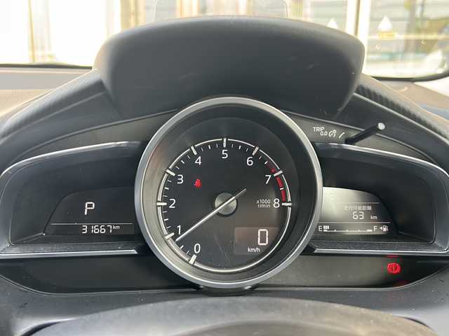 マツダ マツダ２ 15S プロアクティブ Sパッケージ 静岡県 2020(令2)年 3.2万km スノーフレイクホワイトパールマイカ 純正ナビ/FM/AM/Bluetooth/USB/CD/DVD/AUX/フルセグ/主要装備/・レーダークルーズコントロール　/・ＢＳＭ　/・全方位カメラ　/・ヘッドアップディスプレイ　/・ＥＴＣ　/・ドライブレコーダー　/・レーンキープ　/・コーナーセンサー/・シートヒーター　/・アイドリングストップ　/・純正ナビ　/・ステアリングリモコン/・プッシュスタート/・スマートキー/・純正フロアマット/・純正ホイールキャップ/・オートライト/・衝突軽減システム