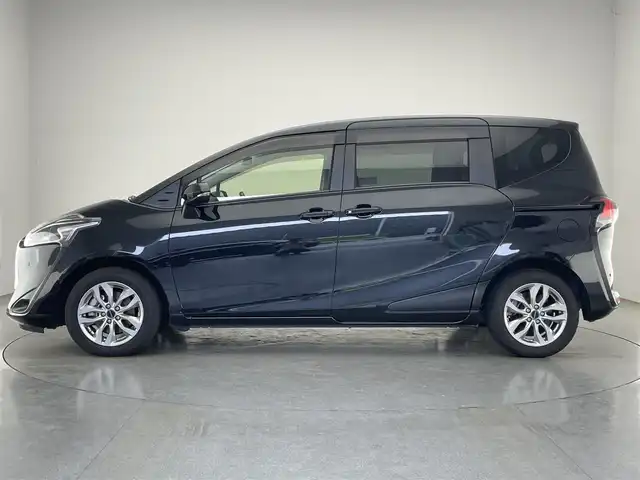 トヨタ シエンタ ハイブリッド G セーフティエディション 愛知県 2021(令3)年 4.4万km ブラックマイカ 純正ナビ　全方位カメラ　両側パワスラ　禁煙　フルセグ　ＤＶＤ再生　ＥＴＣ　前後ドラレコ　シートヒーター　セーフティセンス　衝突軽減　レーンキープ　クルコン　ＬＥＤオートライト　フォグ　プッシュスタート スマートキー　Bluetooth　BALMINUMアルミホイール　コーナーセンサー　ステアリングヒーター