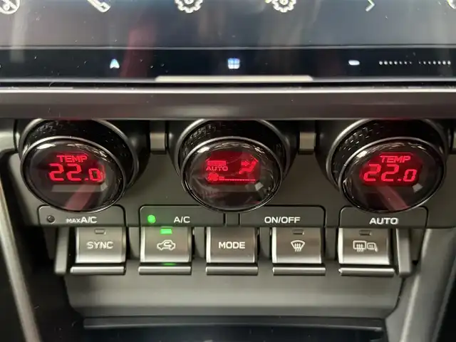 スバル ＢＲＺ STIスポーツ 愛知県 2025(令7)年 0.4万km クリスタルホワイトP /D型//ワンオーナー/禁煙車//bremboゴールドキャリパー//STIフロントアンダースポイラー//STIスカートリップ//リヤアンダーディフューザー//トランクスポイラー//純正９インチサイバーナビ//フルセグ/SD/BT/CD/DVD/MSV/USB//純正リヤビューカメラ//ETC2.0//ドライブレコーダー//ウルトラスエード×本革シート//シートヒーター//BOXERメーター//ダックテールトランクリッド//アクティブサウンドコントロール//Vタワーバー//トルセンLSD//ミシュランパイロットスポーツ4/純正18インチAW//TRC/VSC//TRACKモード//SPORT/SNOWモード//パドルシフト/MTモード付きAT//アイサイト//PCS/ACC/LDW//後退時ブレーキアシスト//AT誤発進抑制制御/AT誤後進抑制制御//SRVD//ふらつき警報/先行車発進お知らせ機能//クリアランスソナー//フルLEDオートヘッドライト//ハイビームアシスト/SRH//デイタイムランニングライト//STIプッシュエンジンスイッチ/スペアスマートキー//革巻きステアリング/ステアリングリモコン//チルト＆テレスコピックステアリング//スポーツアルミペダル//フロアカーペットSTI//D記録簿R６//保証書/取扱説明書/ナビ取扱説明書