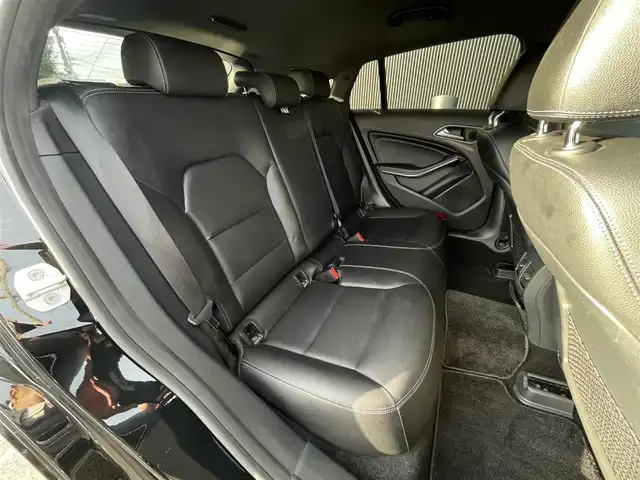 メルセデス・ベンツ ＣＬＡ２２０ Sブレイク 4MATIC 長野県 2017(平29)年 6.8万km 黒 CarPlay対応 /レーダーセーフティパッケージ /黒革シート /シートヒーター (D席/N席)/純正HDDナビ （FM/AM/CD/DVD/BT）/バックカメラ /フルセグTV /PWバックドア /キーレスゴー /LEDヘッドライト /パークトロニック /ETC /ドラレコ /GPSレーダー /ダイナミックセレクト/ACC