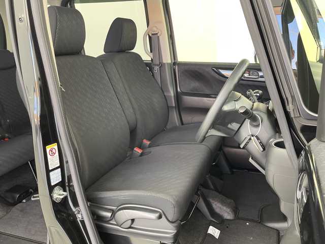 ホンダ Ｎ ＢＯＸ カスタム SSパッケージ 愛知県 2015(平27)年 5.1万km 黒 純正ナビ（VXM-155VSi）/・Ｂｌｕｅｔｏｏｔｈ/・ワンセグ/・ＤＶＤ/ＣＤ/両側パワースライドドア/バックカメラ/ＥＴＣ/衝突軽減/フォグランプ/アイドリングストップ/スマートキー/スペアキー