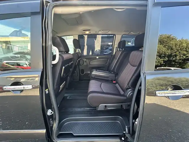 日産 セレナ HWS S HV Vセレ +Sefty 東京都 2015(平27)年 10.1万km タイガーアイブラウン 純正SDナビ/・Bluetoothオーディオ/USBオーディオ/・フルセグTV/DVD/後席用エンターテイメントシステム/アラウンドビューモニター/両側パワースライドドア/純正16インチアルミホイール/取扱説明書/保証書