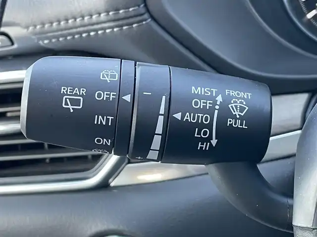 マツダ ＣＸ－８ 25T エクスクルーシブモード 岡山県 2020(令2)年 6.2万km マシーングレープレミアムM 登録時走行距離：63294km/禁煙車/サンルーフ/ヘッドアップディスプレイ/BOSEプレミアムサウンドシステム/純正メモリナビ/　(CD/DVD/フルセグTV/Bluetooth)/全方位/フロント/両サイド/バックカメラ/クルーズコントロール(追従走行あり)/衝突被害軽減システム/車線逸脱警報（レーンキープアシスト）/コーナーセンサー/ドライブレコーダー/ビルトインETC/レザーシート/シートヒーター（D・N席/2ndシート）/エアシート（D・N席/2ndシート）/パワーシート（D・N席/2ndシート）/パワーバックドア/ステアリングヒーター/革巻きステアリング/ステアリングスイッチ/パドルシフト/MTモード付きAT/純正LEDヘッドライト/オートライト/プッシュスタート/スマートキー/スペアキー×1/アイドリングストップ/純正アルミホイール 17インチ/ロールサンシェード/ルーフレール/ウインカーミラー/電動格納ミラー/オートリトラミラー/純正フロアマット/横滑防止装置/盗難防止装置/取扱説明書/ナビ取扱説明書/新車時整備手帳（保証書）