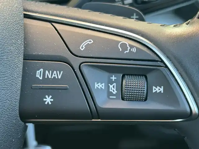 アウディ Ｑ５ 40TDIクワトロ 和歌山県 2019(令1)年 4.4万km ガンＭ 純正ナビ/フルセグTV/全方位モニター/衝突軽減ブレーキ/レーダークルーズコントロール/コーナーセンサー/純正アルミホイール/純正フロアマット/パワーバックドア/パワーシート/ポジションメモリー/シートヒーター/LEDヘッドライト/オートライト