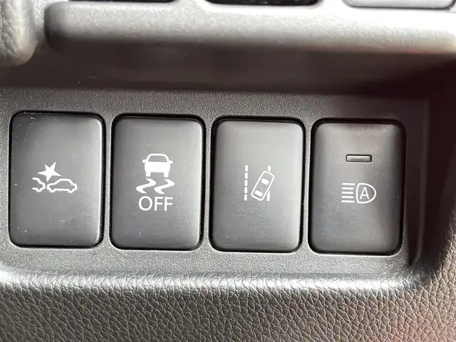 日産 デイズ ルークス ハイウェイスター Xターボ 熊本県 2018(平30)年 6.5万km スパークリングレッド/ブラック ディーラーオプションナビ/・AM/FM/CD/DVD/SD/BT/フルセグTV/・アラウンドビューモニター/ETC/インテリジェントエマージェンシーブレーキ/車線逸脱警報/片側パワースライドドア/オートライト/LEDヘッドランプ/ハイビームアシスト/純正14インチアルミホイール/サンシェード/インテリジェントキー/プッシュスタート