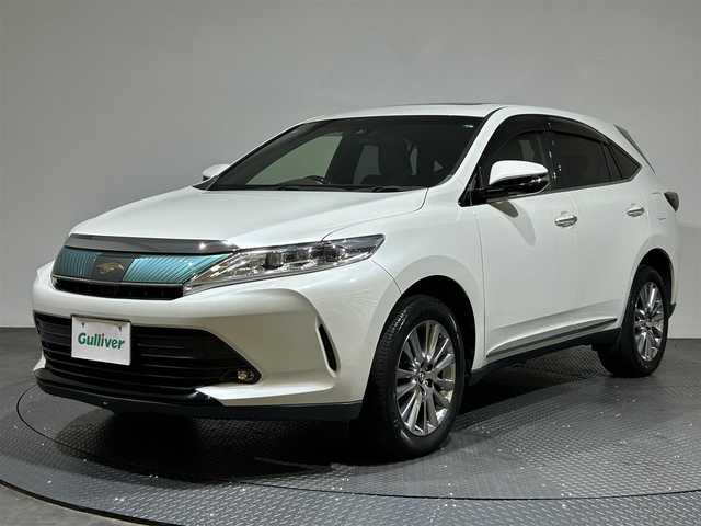 トヨタ ハリアー プレミアム 愛媛県 2017(平29)年 6.8万km ホワイトパールクリスタルシャイン 純正9型SDナビ（Bluetooth フルセグTV　CD ）電動リアゲード　バックカメラ 衝突軽減 クルーズコントロール  ＥＴＣ 純正18インチアルミホイール パワーシート ハーフレザー サンルーフ
