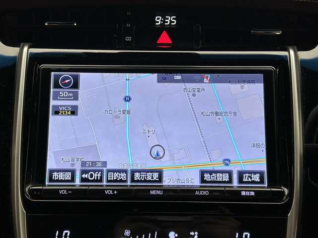 トヨタ ハリアー プレミアム 愛媛県 2017(平29)年 6.8万km ホワイトパールクリスタルシャイン 純正9型SDナビ（Bluetooth フルセグTV　CD ）電動リアゲード　バックカメラ 衝突軽減 クルーズコントロール  ＥＴＣ 純正18インチアルミホイール パワーシート ハーフレザー サンルーフ