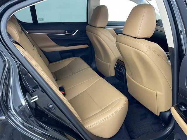 レクサス ＧＳ 350 Iパッケージ 道央・札幌 2017(平29)年 2.3万km グラファイトブラックガラスフレーク ・４WD/・純正ナビ(CD&DVD&DSD&BT&USB&フルセグ)/・寒冷地仕様/・衝突軽減ブレーキ/・レーンキープアシスト/・レーダークルーズコントロール/・ブラインドスポットモニター/・ステアリングヒーター/・バックカメラ/・D/Nシートヒーター/・ドアミラーヒーター/・D/Nパワーシート/・メモリーシート/・パドルシフト/・ベンチレーション/・サンルーフ/・社外ドラレコ/・社外レーダー/・バックフォグライト/・スマートキー/・スペアキー