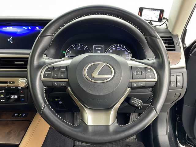 レクサス ＧＳ 350 Iパッケージ 道央・札幌 2017(平29)年 2.3万km グラファイトブラックガラスフレーク ・４WD/・純正ナビ(CD&DVD&DSD&BT&USB&フルセグ)/・寒冷地仕様/・衝突軽減ブレーキ/・レーンキープアシスト/・レーダークルーズコントロール/・ブラインドスポットモニター/・ステアリングヒーター/・バックカメラ/・D/Nシートヒーター/・ドアミラーヒーター/・D/Nパワーシート/・メモリーシート/・パドルシフト/・ベンチレーション/・サンルーフ/・社外ドラレコ/・社外レーダー/・バックフォグライト/・スマートキー/・スペアキー