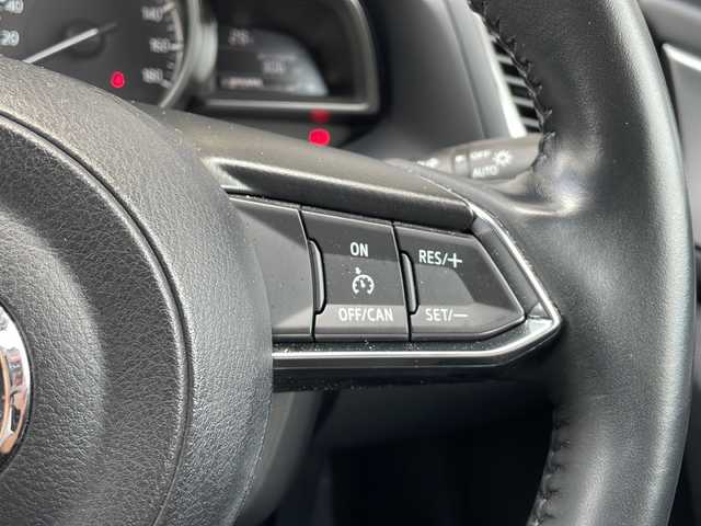 マツダ アクセラ スポーツ 15S 静岡県 2019(令1)年 5.4万km エターナルブルーマイカ シティーブレーキサポート/・ブラインドスポットモニター/・レーンキープサポート/・全方位カメラ/・コーナーセンサー/純正メーカーナビ/・フルセグTV/・CD/DVD/Bluetooth/ラジオ/主要装備/・プッシュスタート/・スマートキー/・アイドリングストップ/・オートライト/・LEDヘッドライト