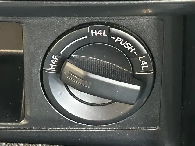 トヨタ ランドクルーザー プラド TX アルジェントクロス 岩手県 2015(平27)年 9.7万km アティチュードブラックマイカ リフトアップ/オーバーフェンダー/社外ＳＤナビ　/バックカメラ　/スタッドレスセット積込　/革調シートカバー/フルセグＴＶ　/プッシュスタート/スマートキー　/フロントワイパーデアイサー　/電格ミラー　/ビルトインＥＴＣ　/クルーズコントロール　/ウッドコンビステアリング　/横滑り防止装置　/取説　ナビ取説