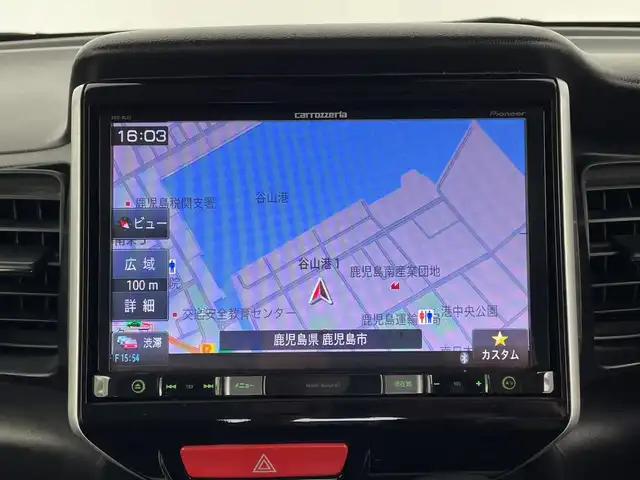 ホンダ Ｎ ＢＯＸ カスタム G SSパッケージ 鹿児島県 2014(平26)年 5.6万km プレミアムホワイトパール 8インチ社外メモリナビ/(BT/CD/DVD/SD/HDMI/フルセグTV)/CTBA/両側パワースライドドア/バックカメラ/衝突軽減ブレーキ/ETC/前後ドライブレコーダー/アイドリングストップ/チップアップシート/ベンチシート/社外17インチアルミホイール/社外フロアマット/保証書/取扱説明書