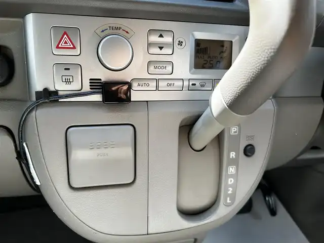 スズキ エブリィ ワゴン PZターボ スペシャル 和歌山県 2009(平21)年 12.1万km シルキーシルバーメタリック carrozzariaナビ(フルセグTV/FM/AM/CD/DVD/AUX/MSV/M-CD)/両側パワースライドドア/ETC/オートライト/純正アルミホイール/純正フロアマット/純正ドアバイザー/取扱説明書/保証書
