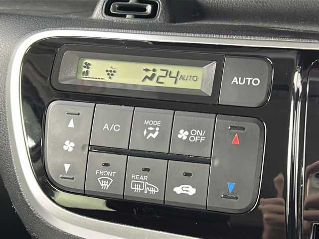 ホンダ Ｎ ＢＯＸ G Lパッケージ 宮城県 2016(平28)年 4.9万km プレミアムアイボリーP 禁煙車/純正SDナビ/・CD.DVD.SD.BT/フルセグTV/バックカメラ/両側パワースライドドア/前席シートヒーター/ビルトインETC/純正ドライブレコーダー/プッシュスタート/スマートキー2個/ECONスイッチ/横滑り防止装置/ステアリングスイッチ/社外14インチアルミホイール/純正フロアマット/ロールサンシェード