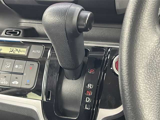 ホンダ Ｎ ＢＯＸ G Lパッケージ 宮城県 2016(平28)年 4.9万km プレミアムアイボリーP 禁煙車/純正SDナビ/・CD.DVD.SD.BT/フルセグTV/バックカメラ/両側パワースライドドア/前席シートヒーター/ビルトインETC/純正ドライブレコーダー/プッシュスタート/スマートキー2個/ECONスイッチ/横滑り防止装置/ステアリングスイッチ/社外14インチアルミホイール/純正フロアマット/ロールサンシェード