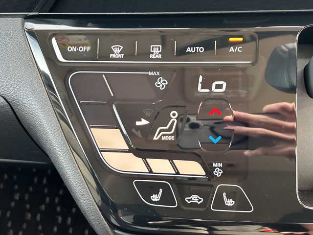 日産 ルークス HWS X プロパイロットED 石川県 2020(令2)年 8.6万km アメジストブラックP/ピンクゴールドM プロパイロット/全方位カメラ/スマートキー/シートヒータ/LEDヘッドライト/両側パワースライドドア/Wエアバッグ/純正アルミホイール/純正フロアマット/前後コーナーセンサー/横滑り防止装置