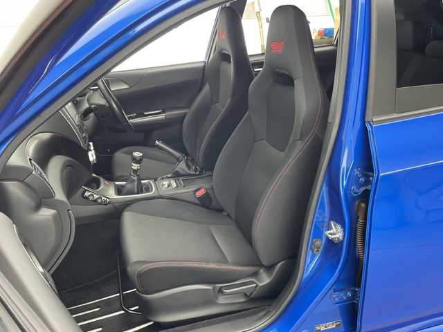 スバル インプレッサ ＷＲＸ STi スペックC 宮崎県 2011(平23)年 9.8万km WRブルーマイカ 禁煙車/ワンオーナー/社外ナビTV/（ストラーダ/CN-MW250D/CD/DVD/FMAM/フルセグTV)/社外Defiブースト系/社外GPSレーダー/（ZERO703V）/社外サブウーハー（PIONEER/TS-WX110A）/社外TEIN車高調/社外HKSデュアルマフラー/社外CUSCOフロントストラットタワーバー/純正18インチアルミ/純正STiシート/純正STiリップスポイラー/純正リアスポイラー/純正キセノンライト/純正フロアマット/DUNLOP/DIREZZA/DZ101/オートエアコン/ボンネットダンパー/ウインカードアミラー/LEDテール/ドアバイザー/電動格納ミラー/リモコンキー/新車時保証書/取扱い説明書/R6/11/24/R5/12/4/R5/5/8/R4/12/3/R3/11/28/R2/12/10/R1/12/1/H30/11/10/H29/11/17/H28/11/11/H27/11/19/H26/11/23/H25/12/8/H24/11/25点検記録簿完備