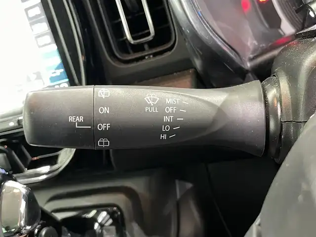 スズキ ハスラー Jスタイル 鹿児島県 2022(令4)年 5.2万km ピュアホワイトパール/ガンメタリック2トーン バックカメラ/ケンウッド製ナビ/　・Bluetooth接続/　・フルセグTV/　・DVD再生/デュアルカメラブレーキサポート/ETC/LEDヘッドライト/LEDフォグランプ/オートライト/ルーフレール/純正フロアマット/純正アルミホイール/電動格納ミラー/ドアバイザー/メッキフロントグリル/後席テーブル/シートヒーター/スマートキー/アイドリングストップ