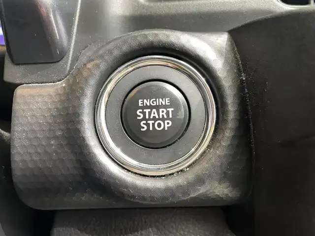 スズキ ハスラー Jスタイル 鹿児島県 2022(令4)年 5.2万km ピュアホワイトパール/ガンメタリック2トーン バックカメラ/ケンウッド製ナビ/　・Bluetooth接続/　・フルセグTV/　・DVD再生/デュアルカメラブレーキサポート/ETC/LEDヘッドライト/LEDフォグランプ/オートライト/ルーフレール/純正フロアマット/純正アルミホイール/電動格納ミラー/ドアバイザー/メッキフロントグリル/後席テーブル/シートヒーター/スマートキー/アイドリングストップ