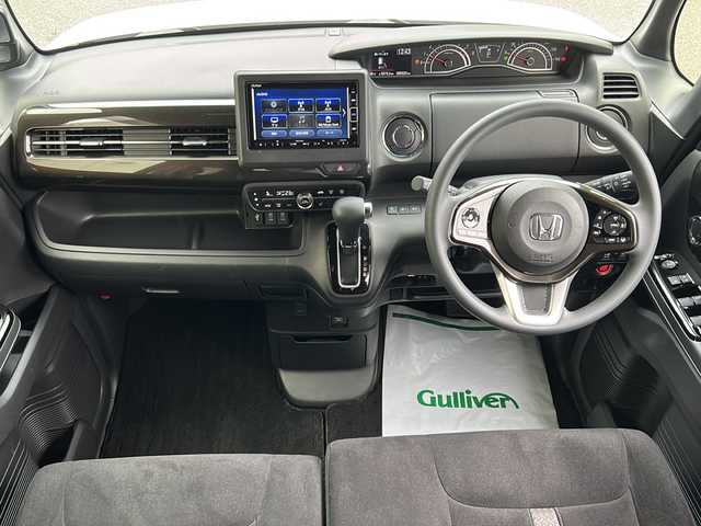 ホンダ Ｎ ＢＯＸ カスタム G L ホンダセンシング 埼玉県 2020(令2)年 0.6万km プラチナホワイトパール ワンオーナー/純正SDナビ/　DTV/Bluetooth/CD/DVD/USB/AUX/(VXM-204VFi)/Honda SENSING/　・アダプティブクルーズコントロール/　・近距離衝突軽減ブレーキ/　・急アクセル抑制機能/　・車線維持支援システム（LKAS）/　・オートハイビーム/両側パワースライドドア/純正ナビ連動前後ドライブレコーダー/（DRH-204VD）/純正ナビ連動ビルトインETC/横滑り防止装置/前席シートヒーター/リヤデフロスタースイッチ/プラズマクラスター搭載/ソナーセンサー/アイドリングストップ/LEDヘッドライト/純正フロアマット/スマートキー/スペアキー
