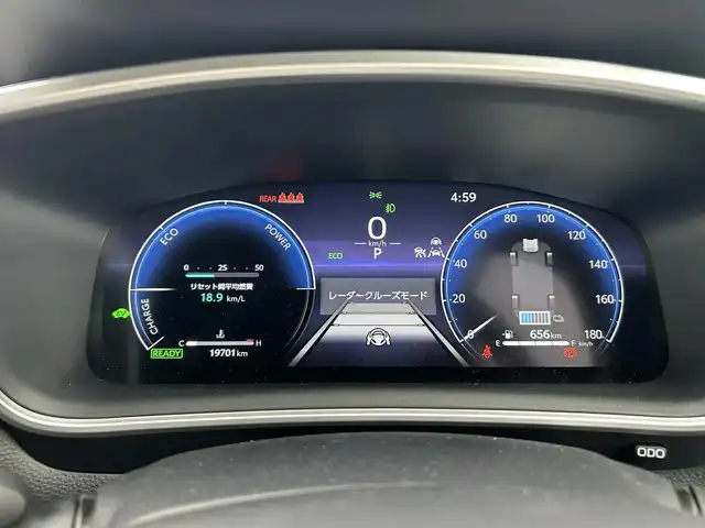 トヨタ カローラ クロス ハイブリッド Z 道南・函館 2024(令6)年 2万km プラチナホワイトパールマイカ ・寒冷地仕様/・Toyota Safety Sense//プリクラッシュセーフティ//レーンポジショニングアシスト//レーダークルーズコントロール//レーンデパーチャーアラート//ブラインドスポットモニター//オートハイビーム/・純正ディスプレイオーディオナビ/・フルセグTV/・バックカメラ/・ETC/・純正ドライブレコーダー/・パワーバックドア/・ステアリングヒーター/・ミラーヒーター/・ワイパーデアイサー/・運転席パワーシート/・前席シートヒーター/・純正LEDヘッドライト/・LEDフロントフォグランプ/・オートライト/・オートブレーキホールド
