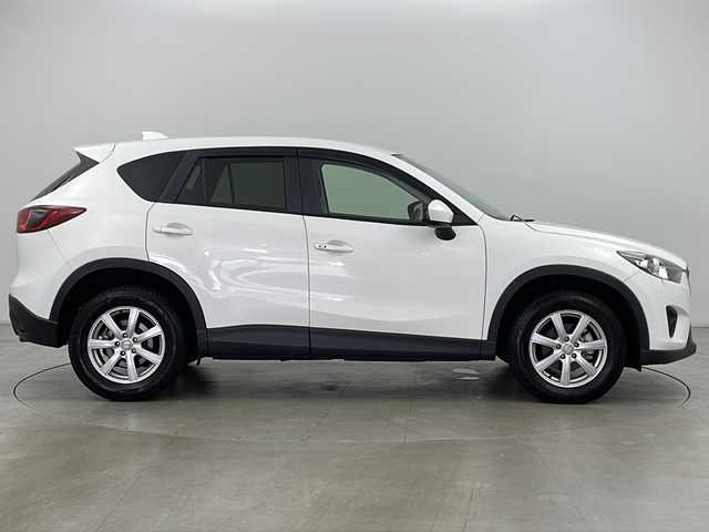 マツダ ＣＸ－５ XD 道央・札幌 2013(平25)年 9.2万km クリスタルホワイトパールマイカ ・4WD/・社外ナビ・ＴＶ・ＣＤ・ＤＶＤ・ＳＤ・ＢＴ/・バックカメラ/・アイドリングストップ/・横滑り防止機能/・AFS/・ステアリングスイッチ/・ETC/・オートライト/・HIDヘッドライト/・スマートキー/・純正エンジンスターター/・純正アルミ夏タイヤセット積込