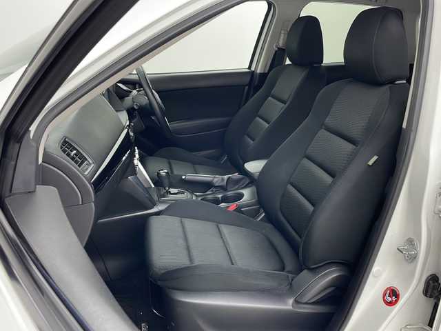 マツダ ＣＸ－５ XD 道央・札幌 2013(平25)年 9.2万km クリスタルホワイトパールマイカ ・4WD/・社外ナビ・ＴＶ・ＣＤ・ＤＶＤ・ＳＤ・ＢＴ/・バックカメラ/・アイドリングストップ/・横滑り防止機能/・AFS/・ステアリングスイッチ/・ETC/・オートライト/・HIDヘッドライト/・スマートキー/・純正エンジンスターター/・純正アルミ夏タイヤセット積込