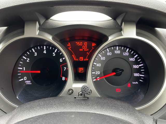日産 ジューク 15RX タイプV 山形県 2013(平25)年 7.5万km ブラックM 社外ディスプレイオーディオ/（DVD/CD/BT/AUX）/バックカメラ/ETC/スマートキー/ドアバイザー/電動格納ミラー/社外17インチAW/プッシュスタート/オートライト/フォグランプ