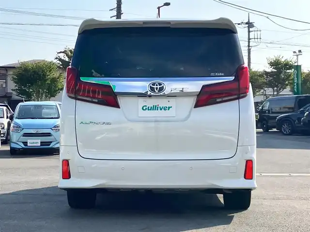トヨタ アルファード S Cパッケージ 静岡県 2020(令2)年 5.8万km ホワイトパールクリスタルシャイン 純正10インチナビ（CD/DVD/BT/フルセグ）/純正12.1インチ後席モニター/バックカメラ/ツインサンルーフ/電動リアゲート/D席N席パワーシート/D席N席シートヒーター/D席N席エアシート/N席電動オットマン/２列目電動リクライニング/２列目電動オットマン/純正フロアマット車載/純正エントランスマット車載/シーケンシャルウインカー/三眼LEDヘッドライト/ステアリングヒーター/エンジンスタートボタン/パワーステアリング/パワーウィンドウ/100V充電/保証書/取扱説明書/記録簿/スマートキー/レーダークルーズコントロール/ETC/USB入力端子/三列シート/ウォークスルー/両側パワースライドドア/純正18インチアルミホイール/ABS/横滑り防止装置/コーナーセンサー前後/レーンキープアシスト/盗難防止装置/オートライト/オートマチックハイビーム/W+サイドエアバック/衝突軽減システム/カーテンエアバック