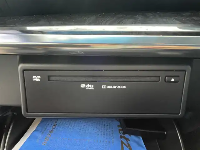 トヨタ アルファード S Cパッケージ 愛媛県 2020(令2)年 5.8万km ホワイトパールクリスタルシャイン 純正10型ナビ(フルセグTV/BT/CD/DVD)/純正12.1型フリップダウンモニター/ツインムーンルーフ/黒革温冷電動シート/運転席シートメモリー機能/後席エグゼクティブパワーシート/両側電動スライドドア/バックカメラ/トヨタセーフティセンス/レーダークルーズコントロール/衝突被害軽減装置/車線逸脱防止装置/クリアランスソナー/電動リアゲート/フロアマット車載/三眼LEDライト/シーケンシャルウインカー/100V/100Wコンセント/ステアリングリモコン/ヒーター/リバース連動サイドミラー/電動パーキングブレーキ/現状サマー(純正AW)(235/50/R18)/TOYOTIRES TRANPATH mp7/ETC/禁煙車
