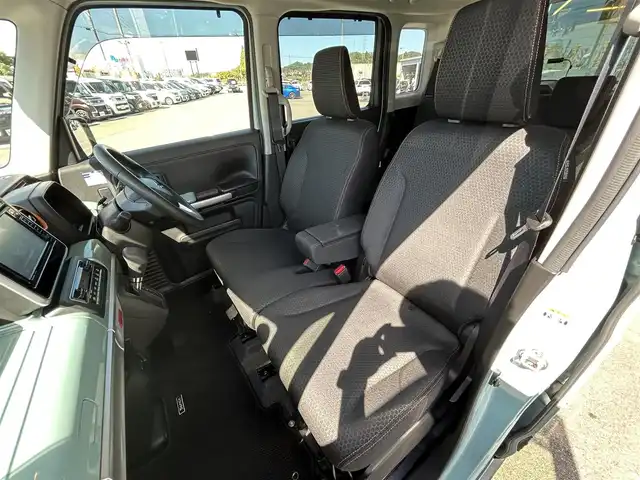 スズキ スペーシア ギア HYBRID XZ 愛媛県 2019(令1)年 2.8万km オフブルーメタリック/ガンメタリック2トーンルーフ 純正ナビ（Bluetooth/フルセグTV/DVD再生）/両側パワースライドドア/バックカメラ/ETC/前後ドライブレコーダー/シートヒーター/ドアハンドルプロテクター/純正フロアマット/ドアバイザー/ルーフレール/後方コーナーセンサー/LEDヘッドライト/フォグランプ