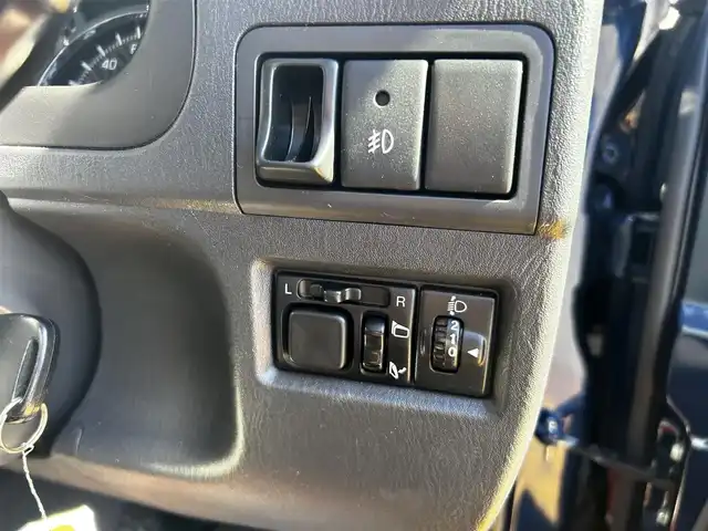 スズキ ジムニー ランドベンチャー 道北・旭川 2015(平27)年 5.2万km ノクターンブルーパール パナソニックナビ/フルセグTV/バックカメラ/シートヒーター/純正アルミ付サマータイヤ積込/特別仕様車/キーレス